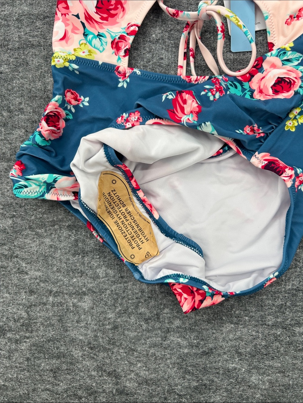 Cupshe Women’s Floral One-Piece Swimsuit - Pink & Blue Size Large - Picture 9 of 10